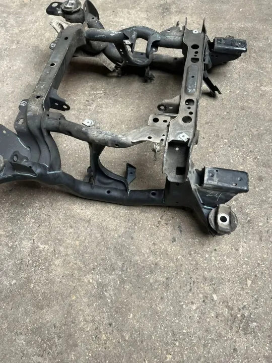 UTO56875 Voorste hulpframe voor Mercedes-Benz GL X166 image 3