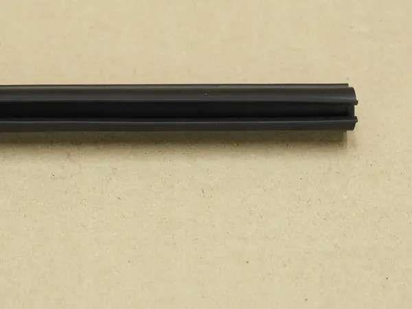 Joint de Capot VW Beetle OEM 5C5823699 - Occasion image 3