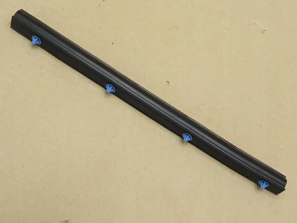 Joint de Capot VW Beetle OEM 5C5823699 - Occasion image 5