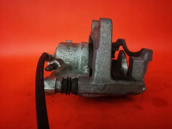 Audi TT 8S Etu Jarrusatula Oikea 312mm 8v0615124d image 3