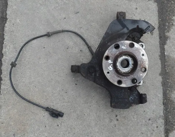 Mozzo anteriore destro ABS Fiat Grande Punto EVO Mito image 2