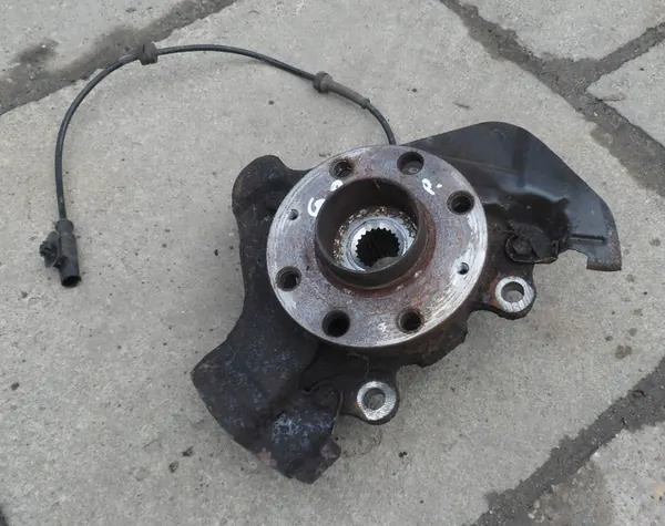 Mozzo anteriore destro ABS Fiat Grande Punto EVO Mito image 3