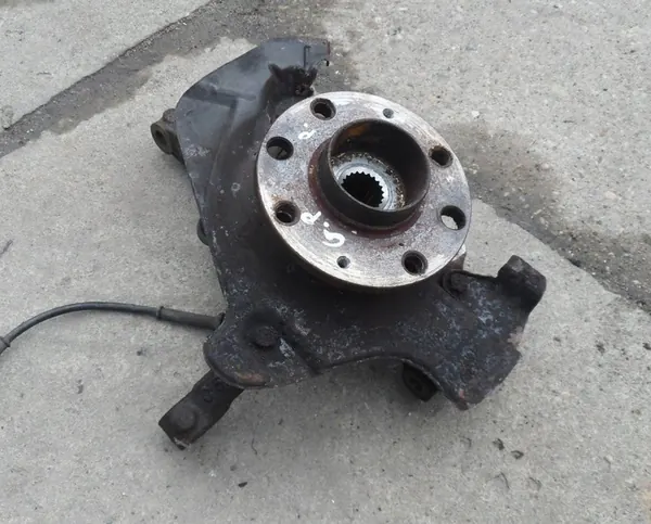 Mozzo anteriore destro ABS Fiat Grande Punto EVO Mito image 4