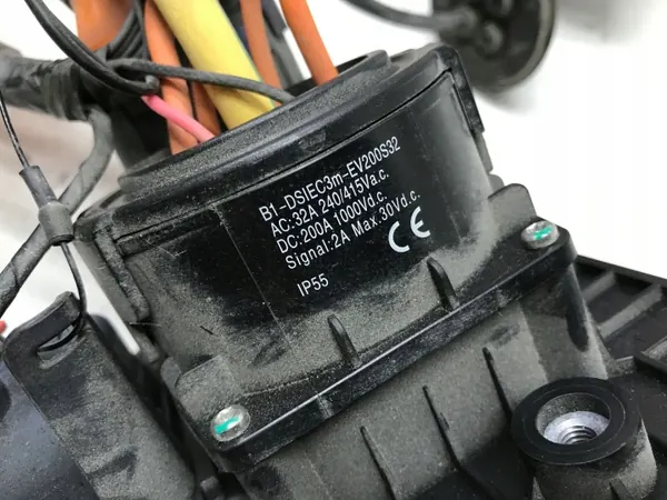 BYD SEAL Korkeajännitelatauspistoke OEM EKER-2106400 image 5