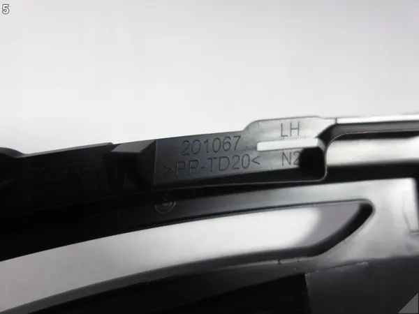 OEM 66358735 Couvre-rétroviseur gauche Renault Captur II image 6