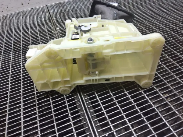 Levier de vitesse Hyundai Bayon 2025 OEM 46700Q0930 image 6