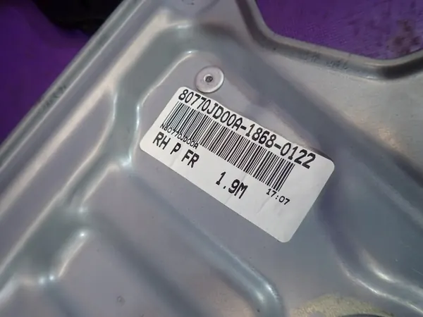 Regulador de janela dianteira direita Nissan Qashqai J10 80770JD00A image 3