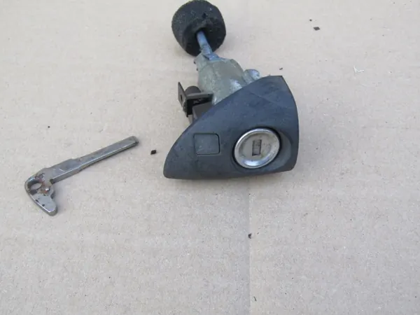Mercedes W203 Coupe Linker Deurslot Cilinder + Sleutel image 1