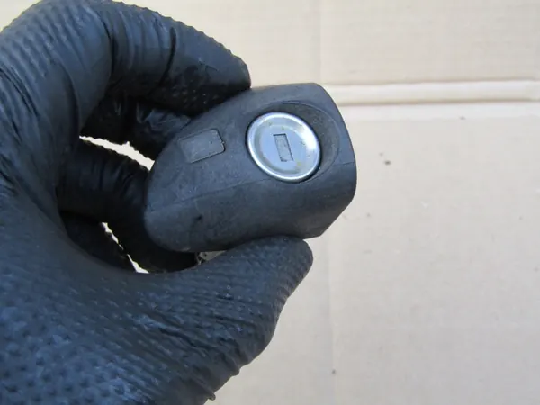 Mercedes W203 Coupe Linker Deurslot Cilinder + Sleutel image 8