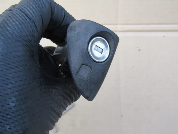 Mercedes W203 Coupe Linker Deurslot Cilinder + Sleutel image 9