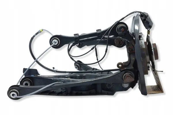 OEM 6792538MWGK Oikea Taka Pyöränkannatin BMW F31 image 3