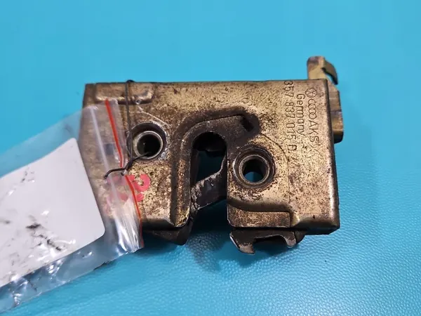 Türschloss Vorne Links VW Passat B3 image 2