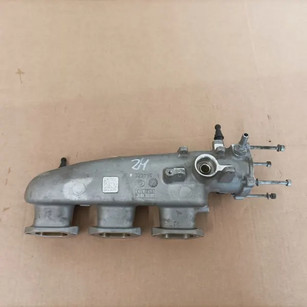 Alfa Romeo Stelvio 2.9 Pakoputken keräin OEM 50053673 image 2