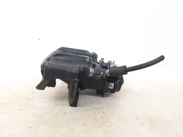 Oikea Takajarrusatula BMW X3 F25 X4 F26 image 3