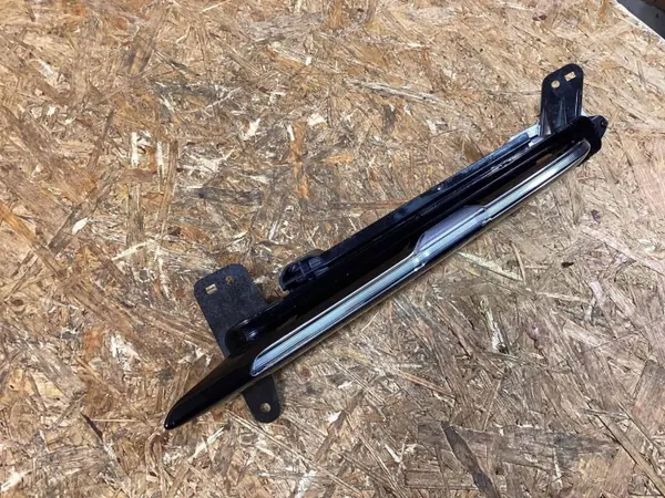 Luz diurna esquerda OEM 9Y0953081A Porsche Cayenne image 3