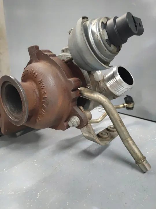 Turbocompresor Volvo OEM 31380220 para motor 2.0-D D3 image 8