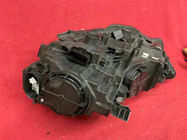 Faros Derecho Audi A3 S3 8V 2017- Lift Xenón OEM image 10