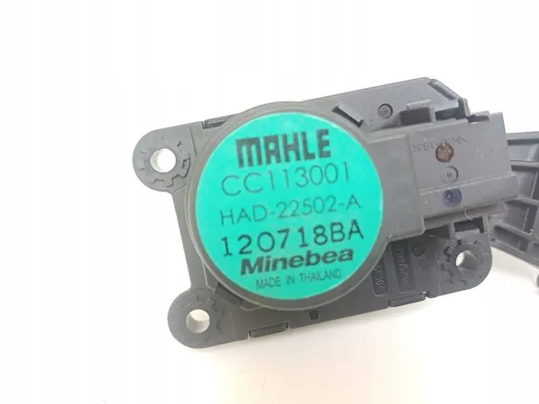 2018 Smart ForFour II W453 Air Vent Motor CC113001 image 4