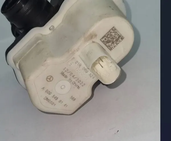Bomba Diagnóstico Combustible OEM A0005450141 Mercedes-Benz image 3