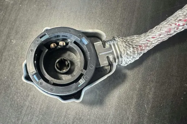 XENON-Umwandler Subaru Legacy Outback 2008 OEM 84965AE020 image 2