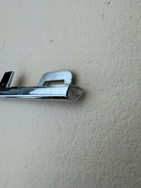 VW T5 Multivan Etupuskuri Kromilista 7E5853761 image 8