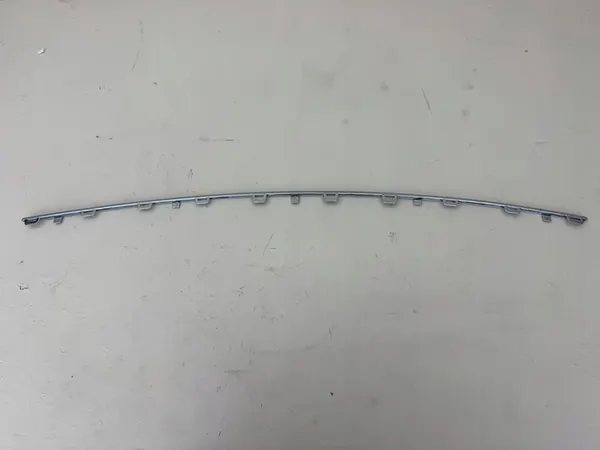 VW T5 Multivan Etupuskuri Kromilista 7E5853761 image 9