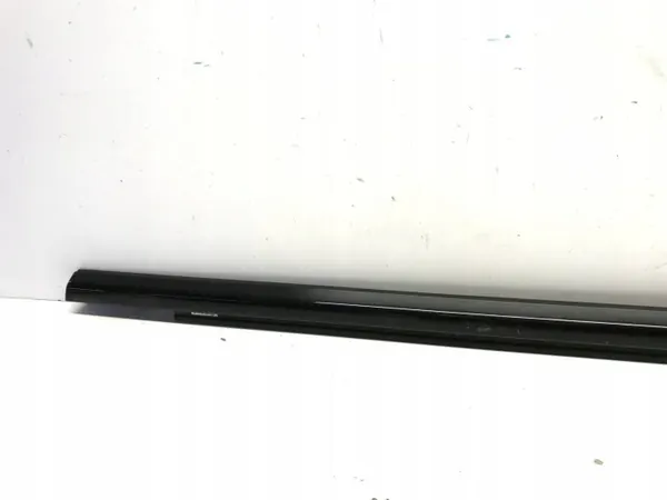 BMW IX (I20) Achter Linker Deurveger OEM 8491347 image 3