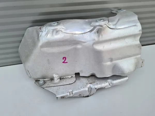 Hitteschild katalysator Opel Astra J 1.6 CDTI 55569996 image 2