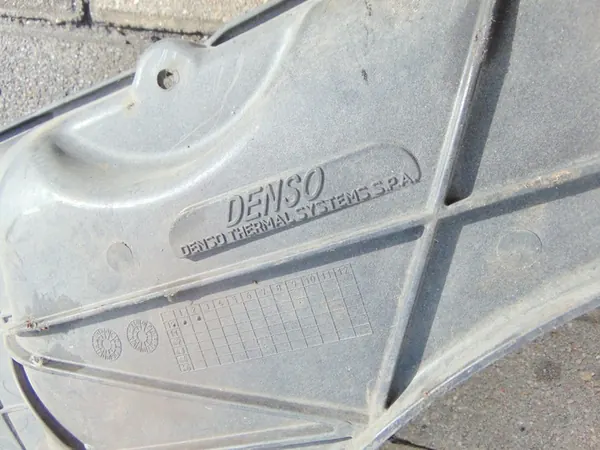 Iveco Daily 4 IV 3.0D jäähdyttimen tuulettimen kansi image 8