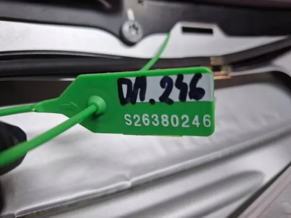 Junta pilar teto traseiro direito OEM S26380246 Mercedes image 6
