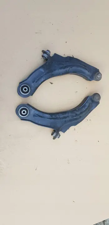 Braccio di Controllo Anteriore Sinistro o Destro RENAULT ZOE II 545042644R image 2