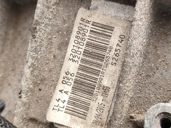 Renault Megane Manuaalivaihteisto 6-vaihteinen 1.5 dCi Diesel OEM 320108901R image 7