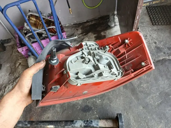 LUZ TRASERA IZQUIERDA AUDI A3 8P LIFT 8P3945095A image 3