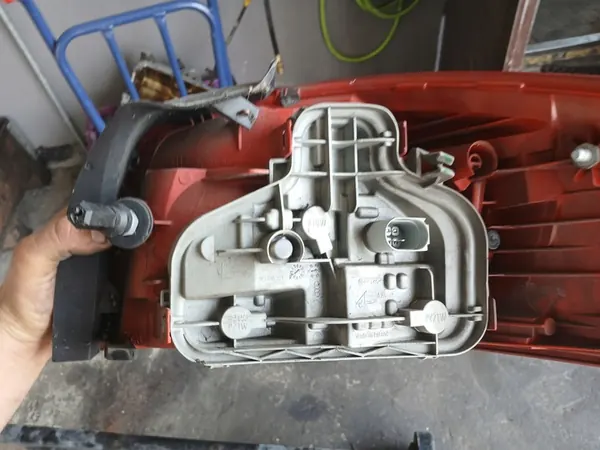 LUZ TRASERA IZQUIERDA AUDI A3 8P LIFT 8P3945095A image 5