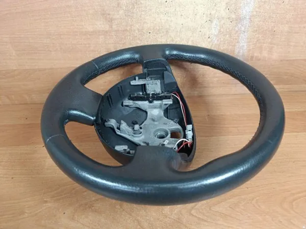 Volante de Cuero OEM 8200106306 para Renault image 3
