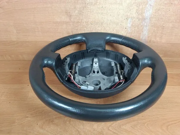 Volante de Cuero OEM 8200106306 para Renault image 4