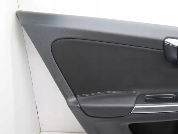 Volvo S60 2012 Flanc Gauche Portière Arrière OEM 8635872 image 4