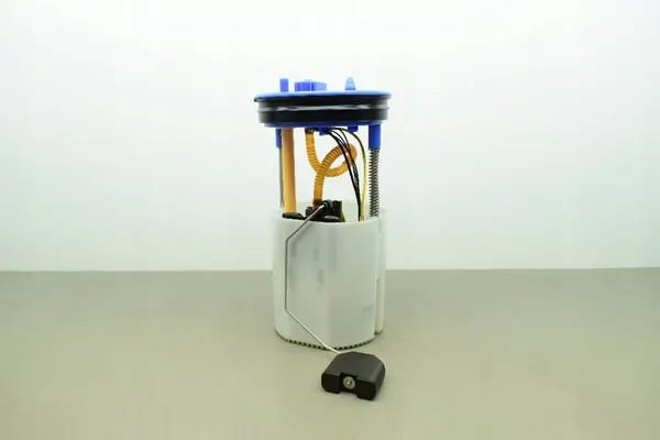 Brandstofpomp SKODA RAPID (NH3) 1.2L 2014 6R0919051J image 8