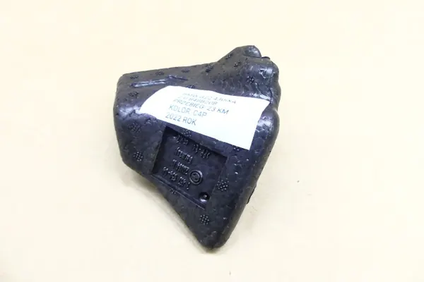 Aislamiento de umbral derecho BMW OEM 7457654 - Usado image 3