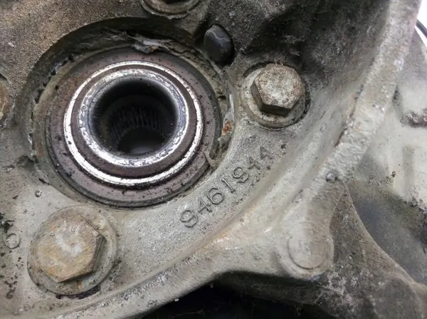 OEM 9461944 Vorderradnabe für Volvo S60 2004 image 7