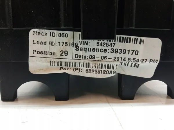 Sulakekaappi OEM 68235120AB Jeep Cherokee V 3.3L:lle image 9