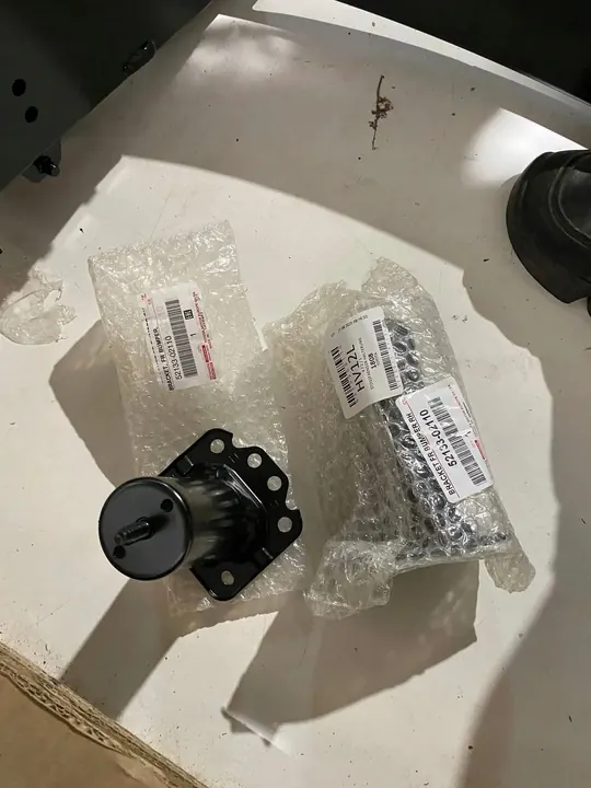 Amortecedor de para-choque dianteiro lado esquerdo Toyota C-HR II image 3