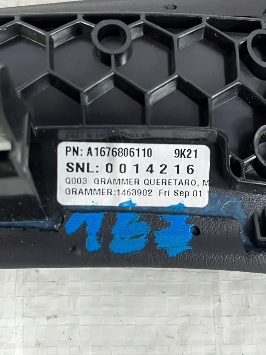 Cubrebrazo Mercedes GLE 167 OEM A1676806110 image 5