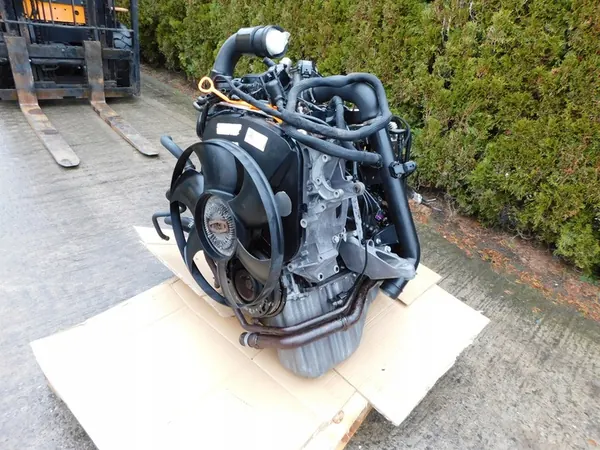 Motor completo VW Crafter 2.5 TDI OEM CEB image 5