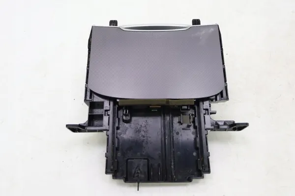 Porta-copos Alfa Romeo Giulia OEM 01829385B83 image 2