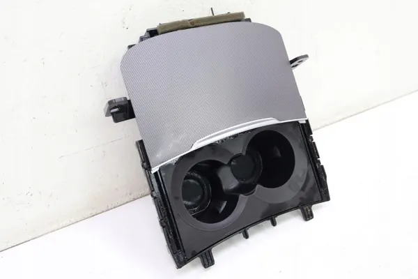 Porta-copos Alfa Romeo Giulia OEM 01829385B83 image 7