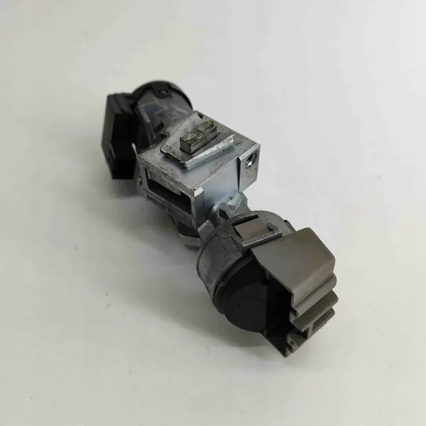 Motor de arranque Ford Focus III AM5A220808GE 1.0L usado image 5