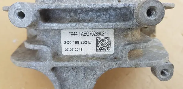 Rechter motorsteun VW TIGUAN II 3Q0199262E image 3