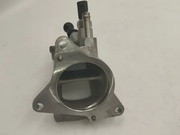 Válvula de aceleração Skoda Octavia Mk3 04L128637B image 2