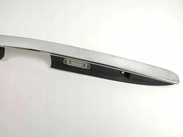 Éclairage plaque OEM A1647400893 Mercedes M W164 image 3
